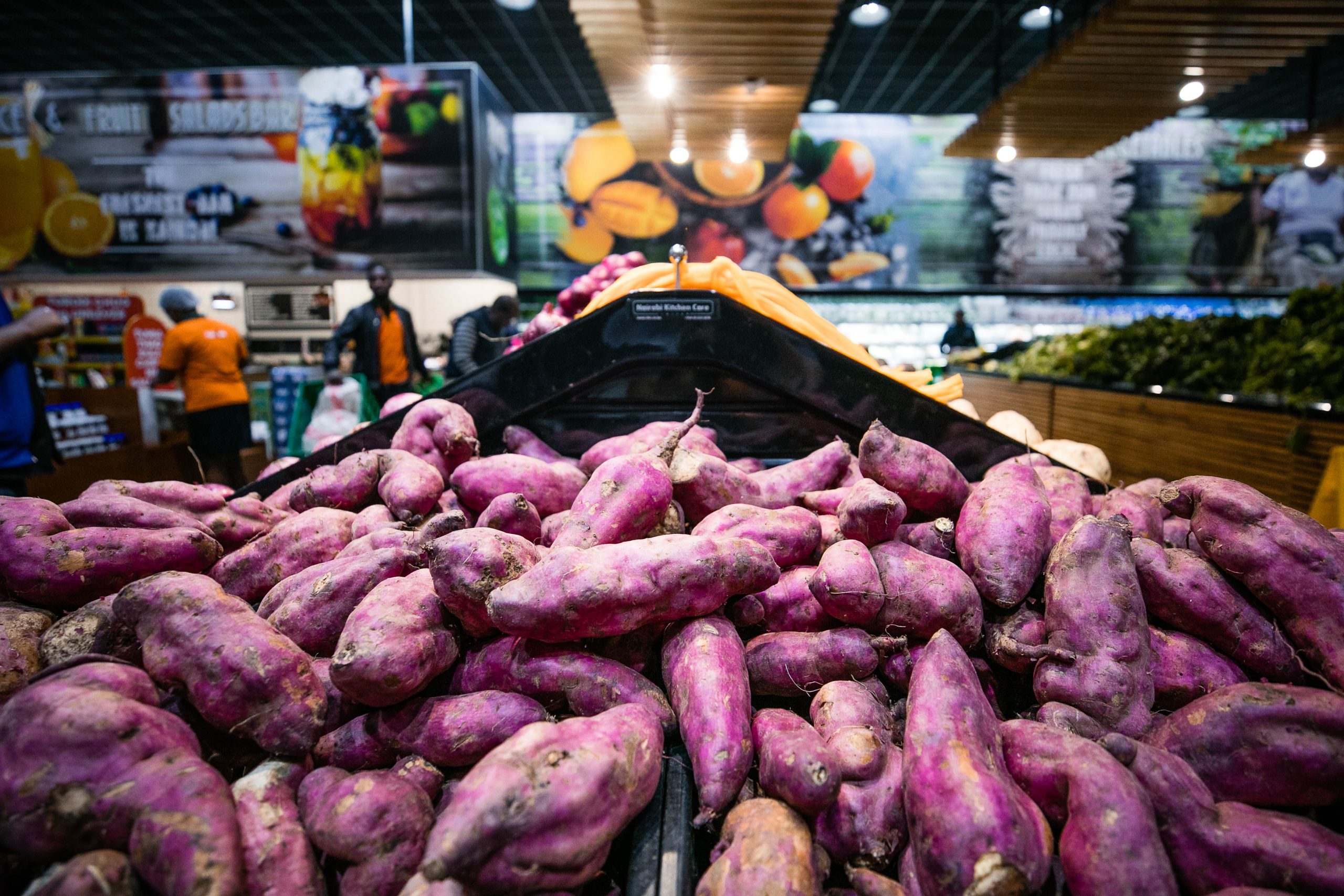 Farmers worry over price wars as Jumbo supermarkets open in Belgium